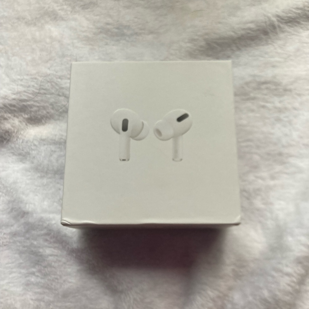 Best Deal Airpod pros MagSafe wireless charging case